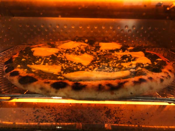 口コミレビュー】PIZZA REVO（ピザレボ）の冷凍ピザ「モッツァレラとリコッタのバジルソース」口コミも | 美味しい冷凍ピザ ～ おすすめの冷凍ピザ 通販レビュー