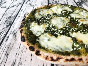 【口コミレビュー】PIZZA REVO（ピザレボ）の冷凍ピザ「モッツァレラとリコッタのバジルソース」口コミも