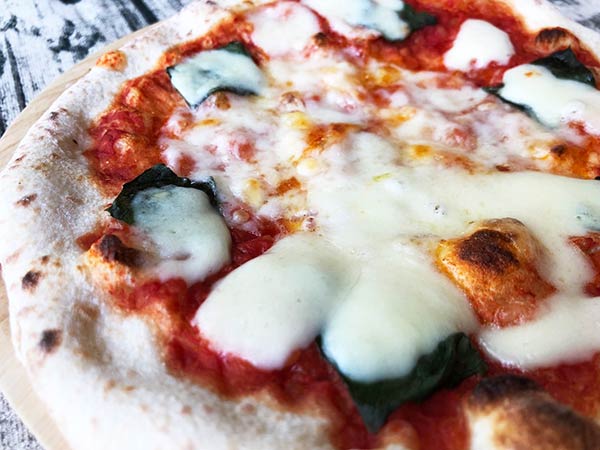 マルゲリータ・ヴォーノの焼き上がり表面