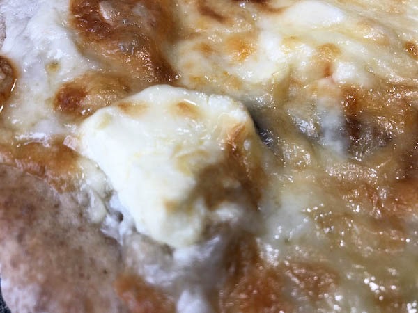 ピザハウスロッソの「チーズ&チーズホワイトソース」
