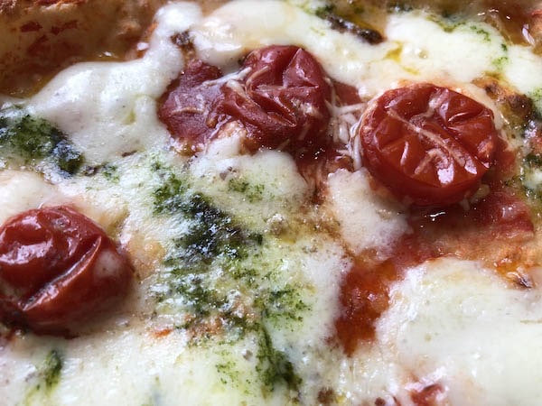 PST六本木・ピッツァスタジオタマキの冷凍ピザ「Pizza Tamaki」