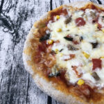 【口コミレビュー】ピザハウスロッソの「スペシャルMIXピザ」溢れるトマト果汁ごと豪快にかぶりつけ!
