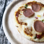 【定番のおやつ】マルハニチロの冷凍ピザ「ミックスピザ3枚入」を口コミレビュー!夜食にも
