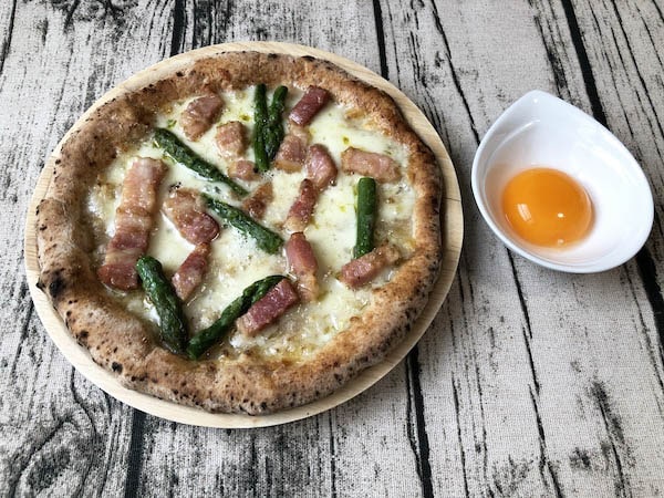 東急ベル「SALUS ONLINE MARKET」の冷凍ピザ「カルボナーラピッツァ」出来上がり！