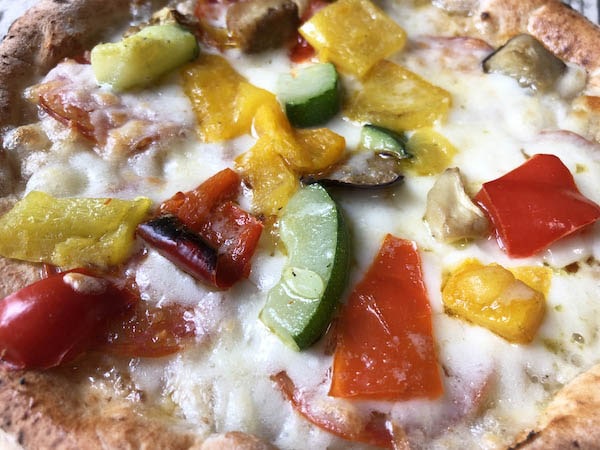 東急ベル「SALUS ONLINE MARKET」の冷凍ピザ「エスターテ」