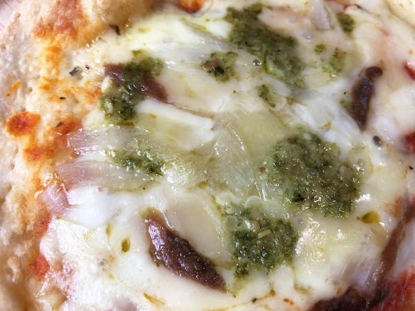 ヴァッラータの冷凍ピザ「オニオンとアンチョビのジェノバ風ピッツァ」