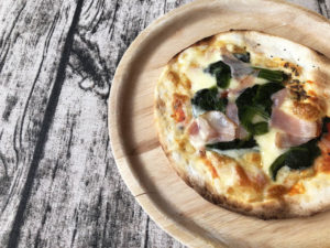【口コミレビュー】ヴァッラータの冷凍ピザ「ベーコンとほうれん草のピッツァ」を取り寄せ！