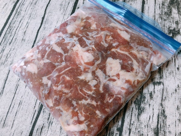 冷凍術を使って下味冷凍した豚こま肉