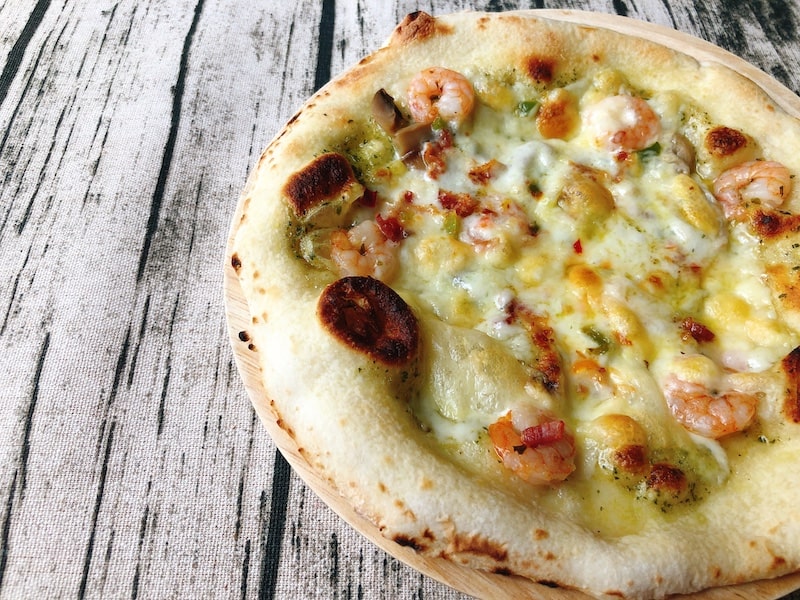 【口コミレビュー】フォンターナの冷凍ピザ「小エビとマッシュルームのジェノベーゼ」を取り寄せ！