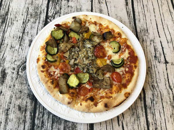 picard（ピカール）の冷凍ピザ「四季のBIO野菜のピッツァ」出来上がり！