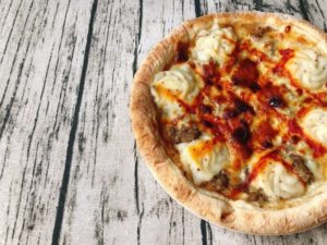 【宅配人気NO.1】ビッグベアーズの冷凍ピザ「鉄人DXピザ」を取り寄せ・口コミレビュー！