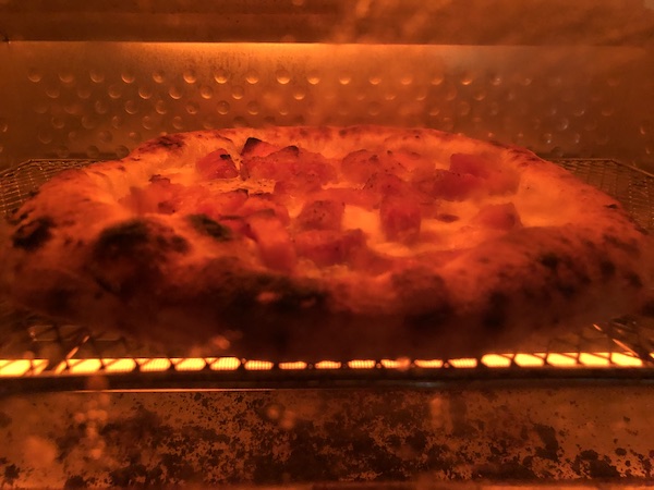 ダ・グランツァの冷凍ピザ「カルボナーラ」をオーブントースターで焼く