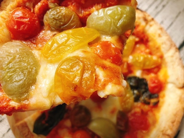 ビッグベアーズの冷凍ピザ「カラフルトマトのマルゲリータ」