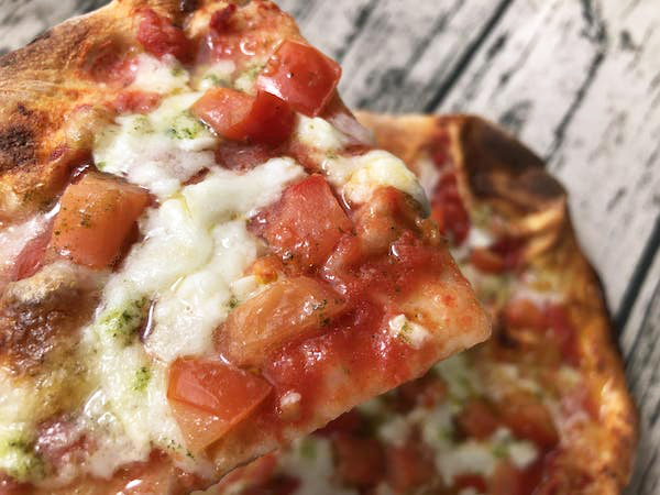PST Roppongiの冷凍ピザ「贅沢すぎるマルゲリータ」