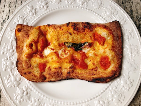チェザリの冷凍ピザ『リピエーノ』出来上がり