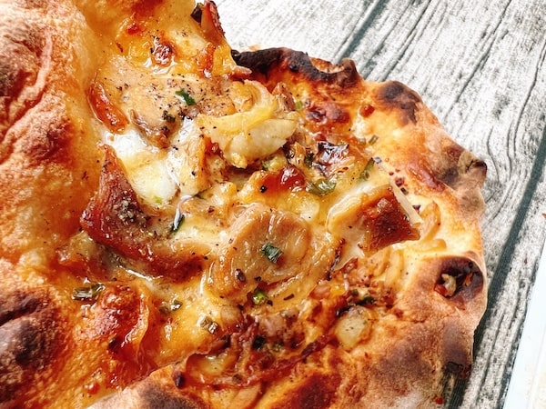 PSTの冷凍ピザ『自家製マヨ照り焼きチキン』